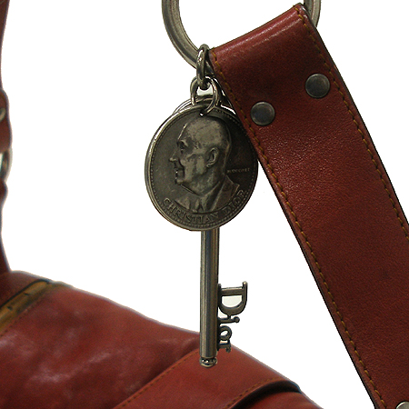 Dior(ũ����î���) ������ ��Ƽ�� ����� [��������] �̹���4 - ���̺��� �߰���ǰ