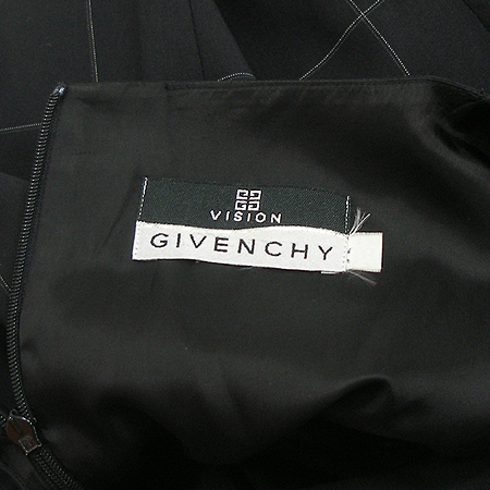 GIVENCHY(�����) ���ǽ� �̹���4 - ���̺��� �߰���ǰ