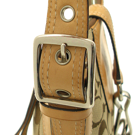 Coach(��ġ) 10249 �ñ׳��� ũ�ν��� �̹���3 - ���̺��� �߰���ǰ