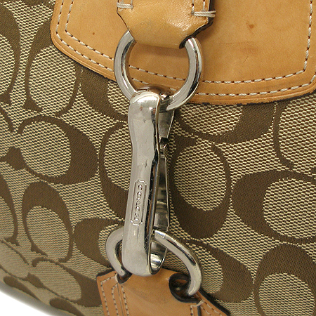 Coach(��ġ) 10249 �ñ׳��� ũ�ν��� �̹���4 - ���̺��� �߰���ǰ