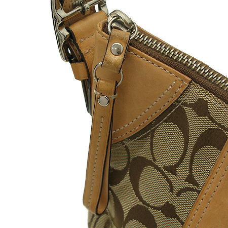 Coach(��ġ) 10249 �ñ׳��� ũ�ν��� �̹���5 - ���̺��� �߰���ǰ