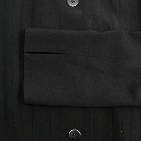 Armani(�Ƹ�����) ���� �̹���3 - ���̺��� �߰���ǰ