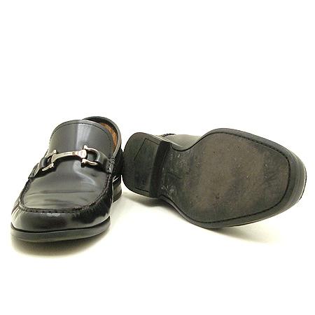 Ferragamo(󰡸)  ġ   ̹2 - ̺ ߰ǰ