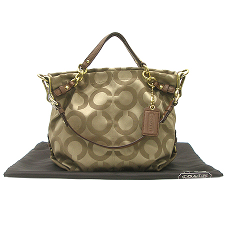 Coach(��ġ) �ñ׳��� �к긯 �ɾ�Ʈ 2WAY �̹���2 - ���̺��� �߰���ǰ