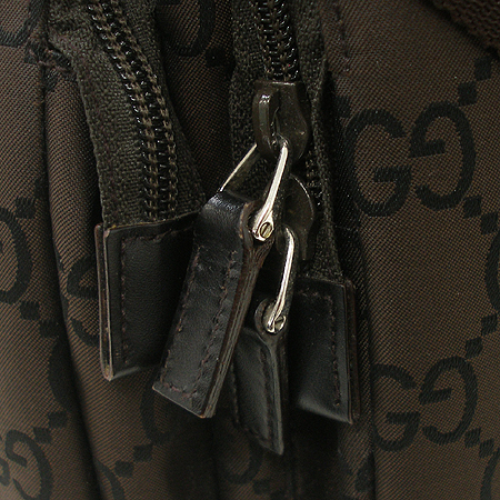 Gucci(����) 112249 GG�ΰ� �𰡵� ��Ƽ ���� ũ�ν��� [�б�������] �̹���3 - ���̺��� �߰���ǰ