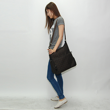 Gucci(����) 112249 GG�ΰ� �𰡵� ��Ƽ ���� ũ�ν��� [�б�������] �̹���7 - ���̺��� �߰���ǰ