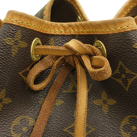 Louis Vuitton(���̺���) M42226 ���׷� ĵ���� �ڶ�뿡 ����� �̹���3 - ���̺��� �߰���ǰ