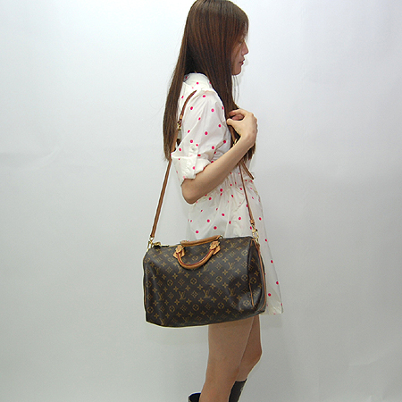 Louis Vuitton(���̺���) M40392 ���׷� ĵ���� ���� ���ǵ� 35������ ��Ʈ�� + �����Ʈ�� �̹���7 - ���̺��� �߰���ǰ