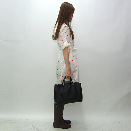 Prada(�����) BN1786 ���� �÷� ���ǾƳ� ��Ʈ�� �̹���7 - ���̺��� �߰���ǰ