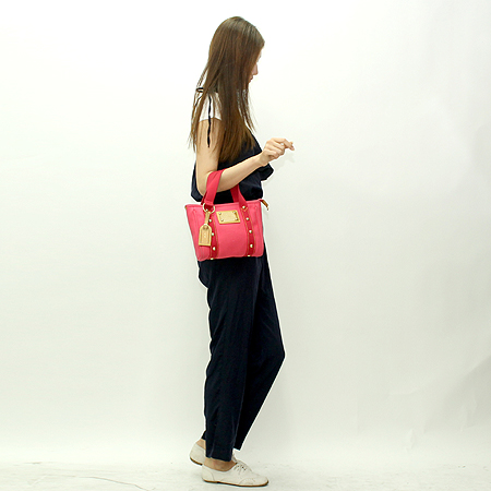 Louis Vuitton(���̺���) M40037 ��Ƽ���� ī�ٽ� PM ��Ʈ�� �̹���7 - ���̺��� �߰���ǰ