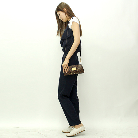 Louis Vuitton(���̺���) N55213 �ٹ̿� ���� ĵ���� ����Ŭ��ġ 2WAY [�б�������] �̹���7 - ���̺��� �߰���ǰ