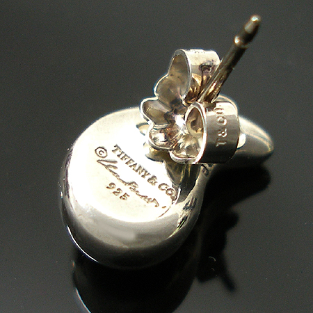 Tiffany(Ƽ�Ĵ�) ���� �䷹Ƽ 925(�ǹ�) Ƽ����(TEARDROP) �Ͱ��� [�б�������] �̹���3 - ���̺��� �߰���ǰ