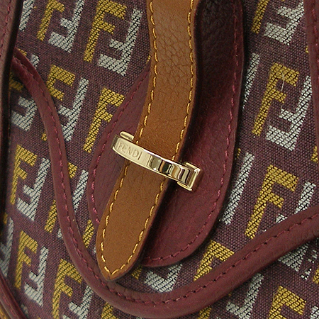 Fendi(���) 8BN147 FF �ΰ� ���� Ʈ���� ��Ʈ�� �̹���4 - ���̺��� �߰���ǰ