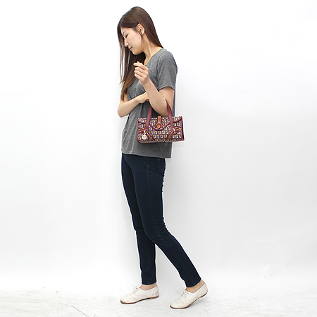 Fendi(���) 8BN147 FF �ΰ� ���� Ʈ���� ��Ʈ�� �̹���7 - ���̺��� �߰���ǰ