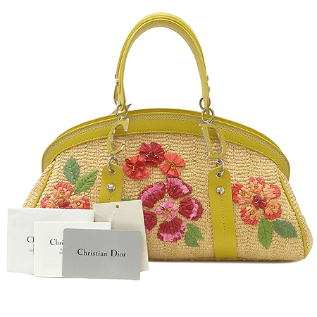 Dior(ũ����î���) WCE44070 ������ �к긯 �ö�� �ڼ� ���� ��Ʈ�� �̹���2 - ���̺��� �߰���ǰ