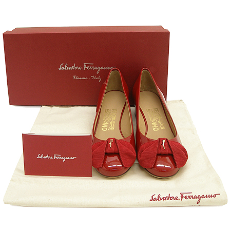 Ferragamo(��󰡸�) BESSY ����ΰ� ���̴�Ʈ ���� ���� �̹���2 - ���̺��� �߰���ǰ