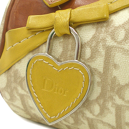 Dior(ũ����î���) PVC �ΰ� ���� ��Ʈ�� �̹���3 - ���̺��� �߰���ǰ