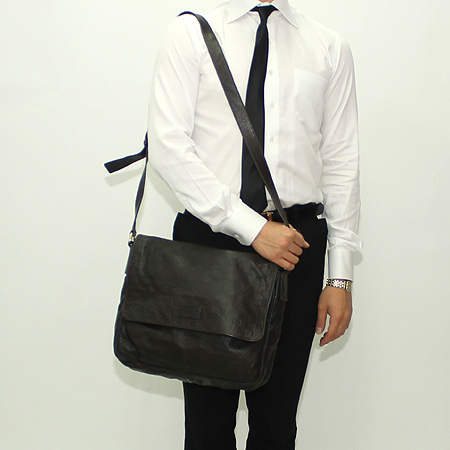 Gucci(����) 223665 ��ũ ���� �ø� ���� ũ�ν��� [��õ ������] �̹���7 - ���̺��� �߰���ǰ