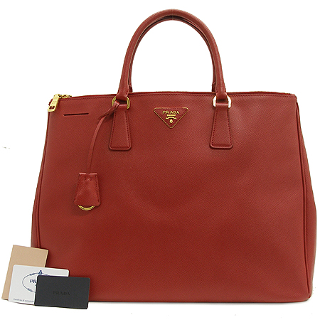 Prada(�����) BN1802 SAFFIANO LUX ���ǾƳ� ��Ʈ�� �̹���2 - ���̺��� �߰���ǰ