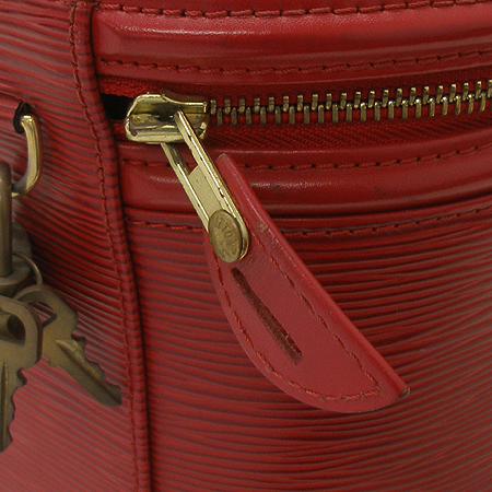 Louis Vuitton(���̺���) M48037 ���� ���� ĭ�� �ٿ뵵 ��Ʈ�� �̹���5 - ���̺��� �߰���ǰ