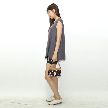 Louis Vuitton(���̺���) M92006 ���׷� ü�� ���� �Ŀ�ġ ����� �̹���6 - ���̺��� �߰���ǰ