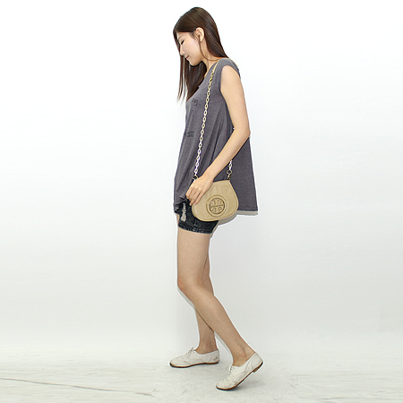 TORY BURCH(�丮��ġ) TB1B9B5BPH AMANDA(�Ƹ���) �ΰ� ��� ü�� ũ�ν��� [�б�������] �̹���6 - ���̺��� �߰���ǰ