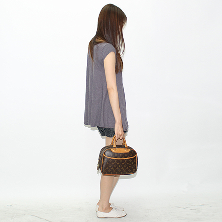 Louis Vuitton(���̺���) M42228 ���׷� ĵ���� Ʈ��� ��Ʈ�� �̹���7 - ���̺��� �߰���ǰ