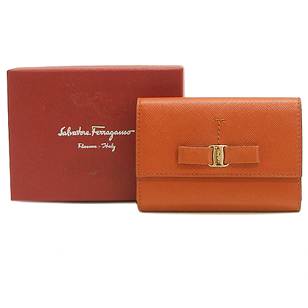 Ferragamo(��󰡸�) 22 B422 ���� �ٶ� ��� ���ǾƳ� ���� ���� �̹���2 - ���̺��� �߰���ǰ