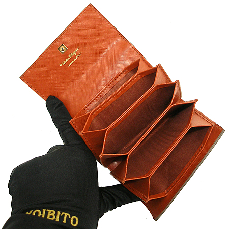 Ferragamo(��󰡸�) 22 B422 ���� �ٶ� ��� ���ǾƳ� ���� ���� �̹���3 - ���̺��� �߰���ǰ