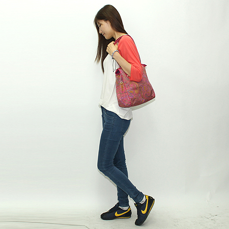 Etro(��Ʈ��) 1676 10 4 �к긯 ����Ǫ�� ����� �̹���7 - ���̺��� �߰���ǰ