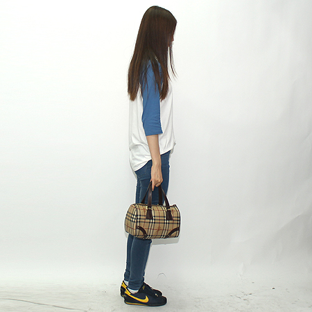 Burberry(������) Ŭ���� üũ ������ ��Ʈ�� �̹���7 - ���̺��� �߰���ǰ