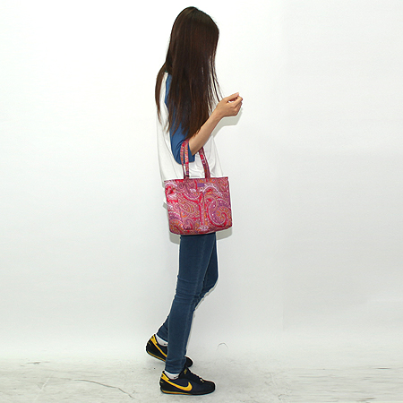 Etro(��Ʈ��) 1560 24 4 �к긯 ������ ����Ǫ�� ��Ʈ�� �̹���7 - ���̺��� �߰���ǰ