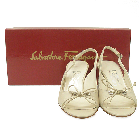 Ferragamo(��󰡸�) ���̺��� ���� ���� ��� �̵��� ������ ���� �̹���2 - ���̺��� �߰���ǰ