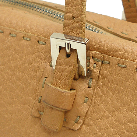 Fendi(���) ���� �������� ��Ʈ�� �̹���3 - ���̺��� �߰���ǰ