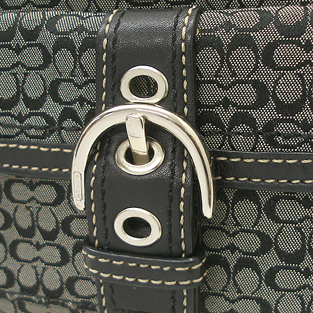 Coach(��ġ) �ñ׳�ó �ڰ��� ��Ʈ ��� �Ŀ�ġ �̹���3 - ���̺��� �߰���ǰ