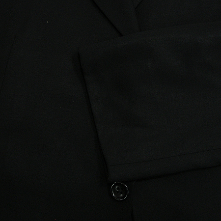 Armani(�Ƹ�����) ���� �̹���3 - ���̺��� �߰���ǰ
