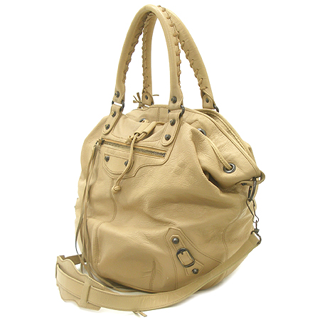 Balenciaga(�߷��þư�) 228746 PONPOM(����) Ŭ���� 2WAY + �����ſ� �̹���3 - ���̺��� �߰���ǰ