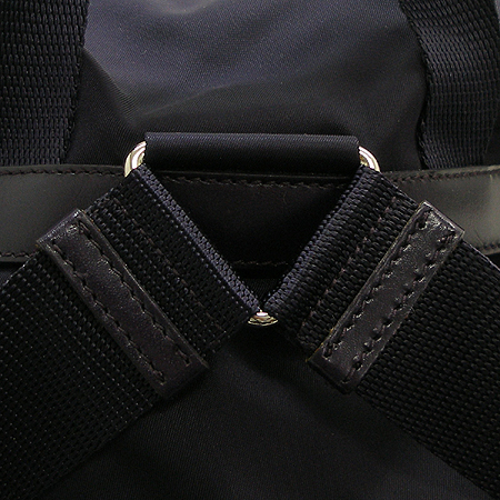 Prada(�����) �ﰢ�ΰ� ���� �к긯 ���� �̹���4 - ���̺��� �߰���ǰ