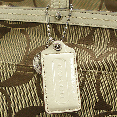 Coach(��ġ) 13803 �ñ׳�ó �ڰ��� ����� + ũ�ν� ��Ʈ�� �̹���3 - ���̺��� �߰���ǰ