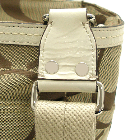 Coach(��ġ) 13803 �ñ׳�ó �ڰ��� ����� + ũ�ν� ��Ʈ�� �̹���4 - ���̺��� �߰���ǰ