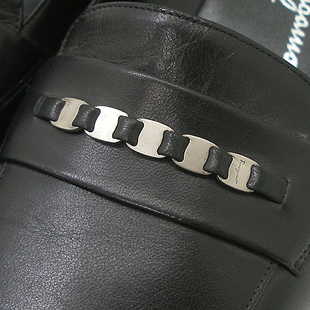 Ferragamo(��󰡸�) 64244 ���� �ΰ� ��� ������ ���� �̹���4 - ���̺��� �߰���ǰ