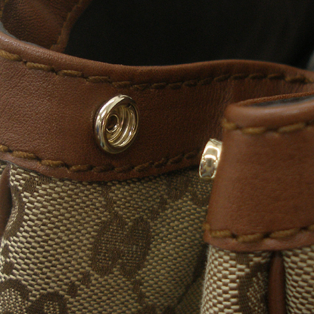 Gucci(����) 211943 GG �ΰ� �ڰ��� ��Ű ����� [��������] �̹���4 - ���̺��� �߰���ǰ