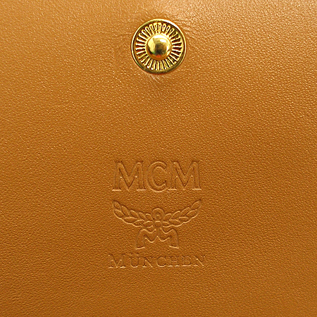 MCM(������) ���� �ΰ� ��� ���佺 ũ��Ŀ���� Ʈ���� 3�� ������ �̹���3 - ���̺��� �߰���ǰ