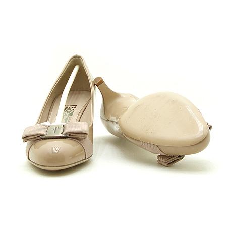Ferragamo(��󰡸�) �ٶ� ��� ���� �̹���3 - ���̺��� �߰���ǰ
