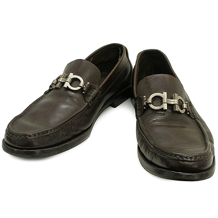 Ferragamo(󰡸)  ġ     