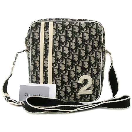 Dior(ũ����î���) 0094 �̴ϼ� �ΰ� PVC ũ�ν��� �̹���2 - ���̺��� �߰���ǰ