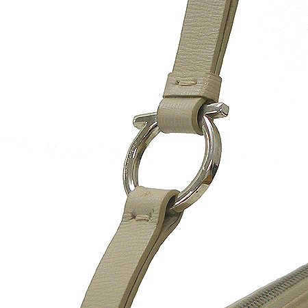 Ferragamo(��󰡸�) 21 4328 ��ġ�� �ΰ� �к긯 ����� [�λ꼾�Һ���] �̹���3 - ���̺��� �߰���ǰ