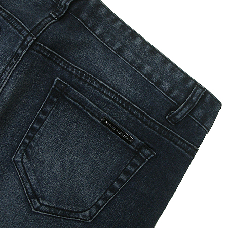 Armani(�Ƹ�����) û ��Ű���� �̹���3 - ���̺��� �߰���ǰ