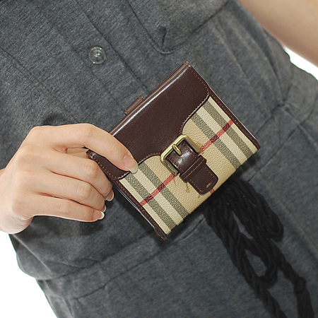 Burberry(������) Ŭ����üũ PVC ����� ȥ�� ��Ʈ��� ������ [��������] �̹���6 - ���̺��� �߰���ǰ