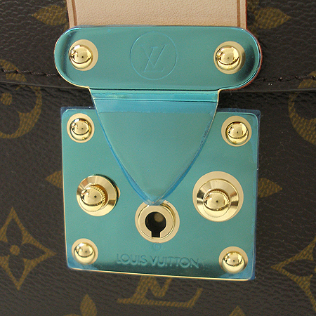 Louis Vuitton(���̺���) M40733 ���׷� ĵ���� ���� MM ���� ��Ʈ�� + ũ�ν� ��Ʈ�� �̹���4 - ���̺��� �߰���ǰ